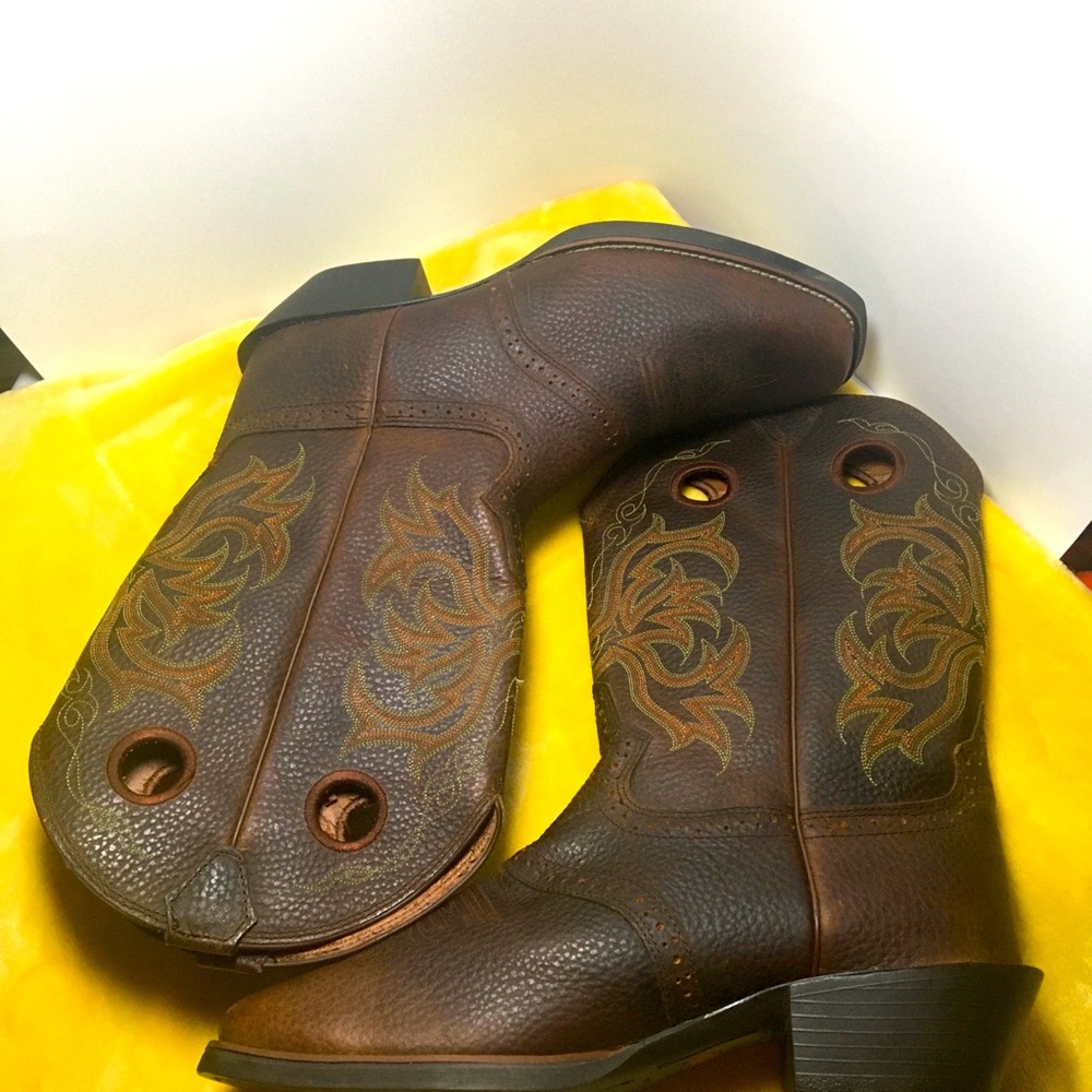 Justin boots  - new